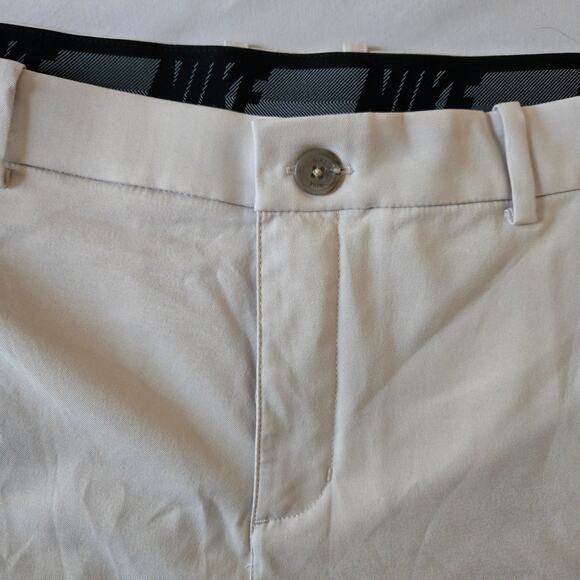 Nike Performance Shorts - Men's 34 - Light Beige/Tan - 11" Inseam - Stretch - Picture 2 of 5
